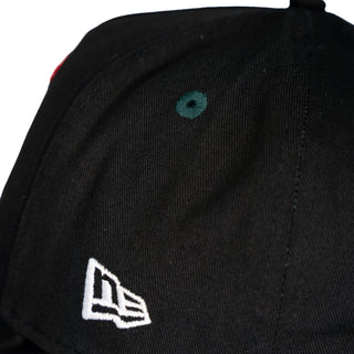 VO X NE 940 AF UNDMC SNAPBACK - LIMITED HOLIDAY EDITION - BLACK